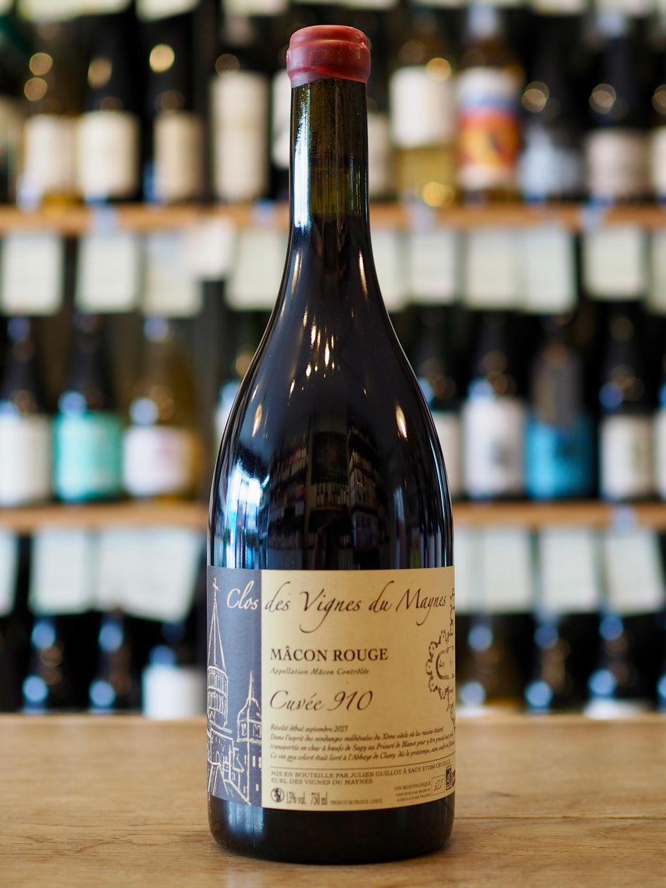 Vignes du Maynes Mâcon Rouge 'Cuvée 910'